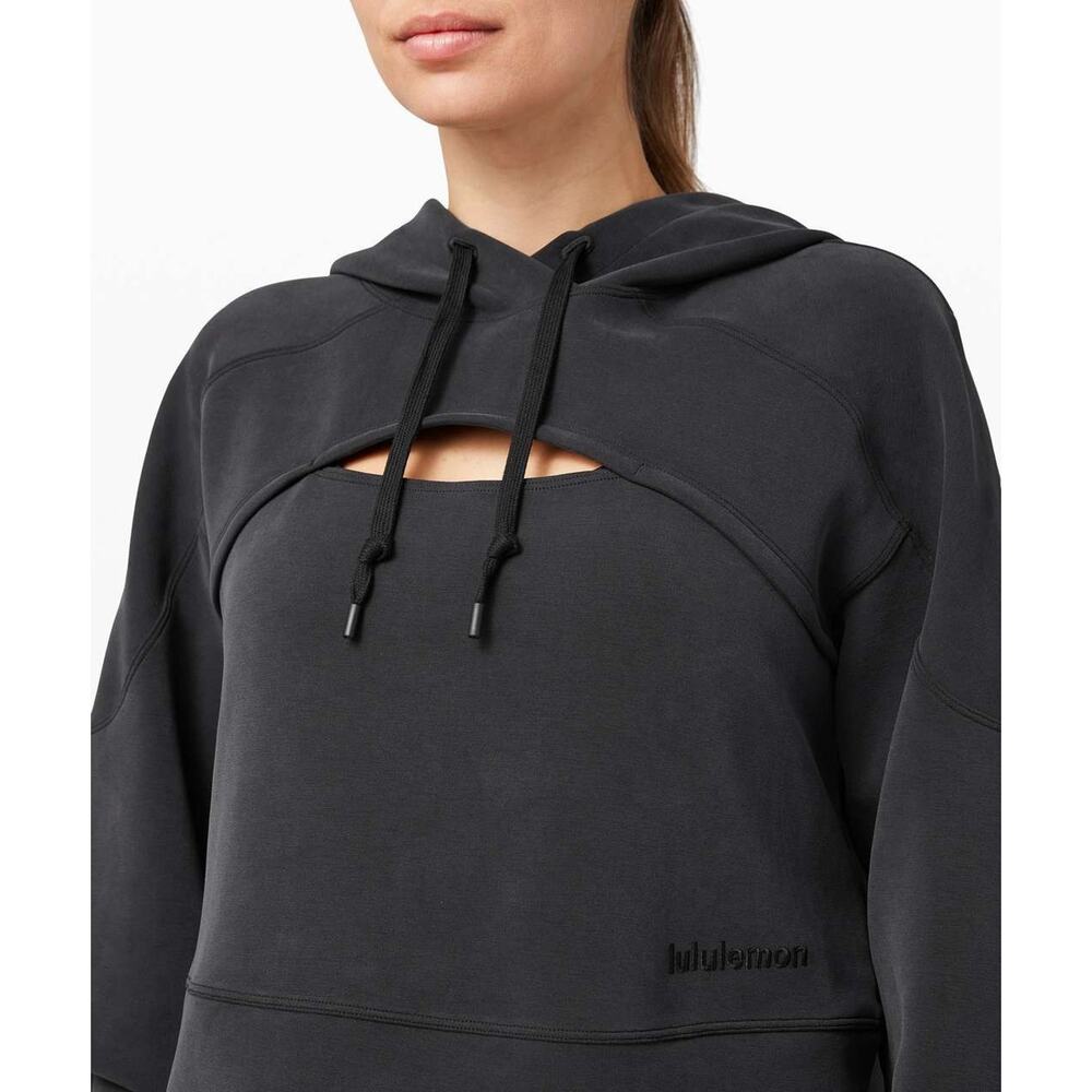 Lululemon Get Centred Crop Hoodie Black Size 4 Athletic Athleisure Vented Pocket - Picture 1 of 16